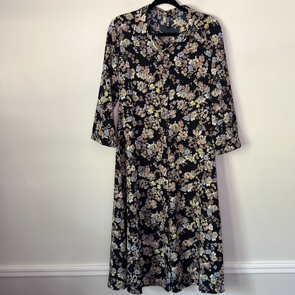 NWT Pieces Floral Button Down Recycled Polyester Maxi Dress - Picture 1 of 5